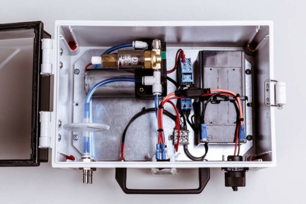 Portable vacuum pump - Image 3